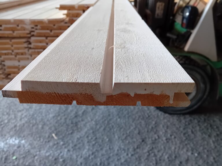 Ulkoverhouspaneeli 6″ – erä 520€